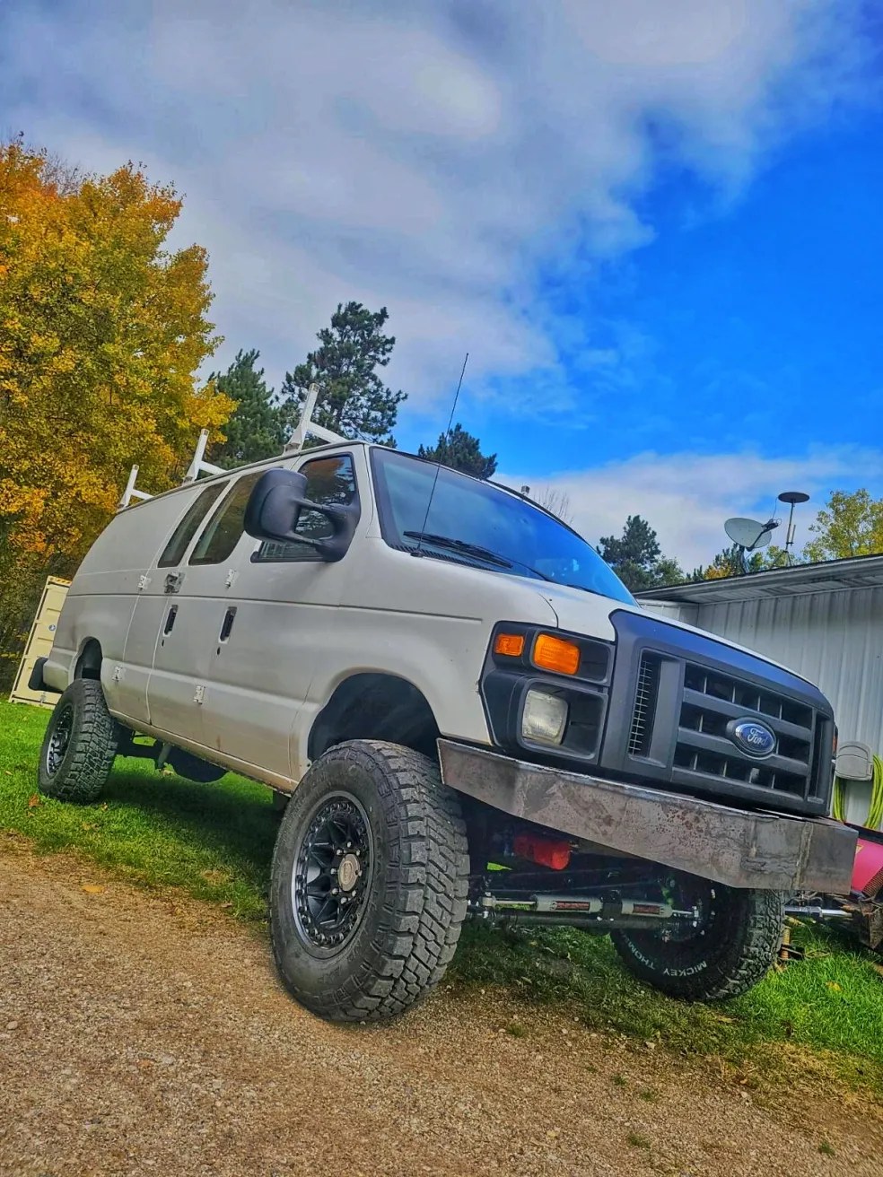 Lifted Ford E-Series van build