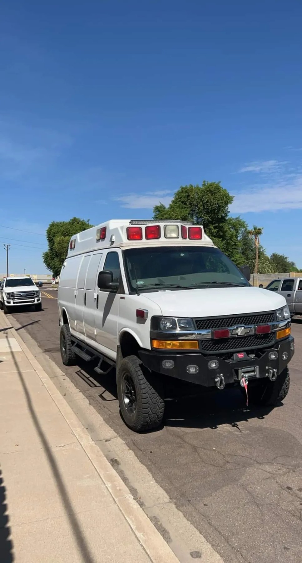 4x4 ambulance conversion